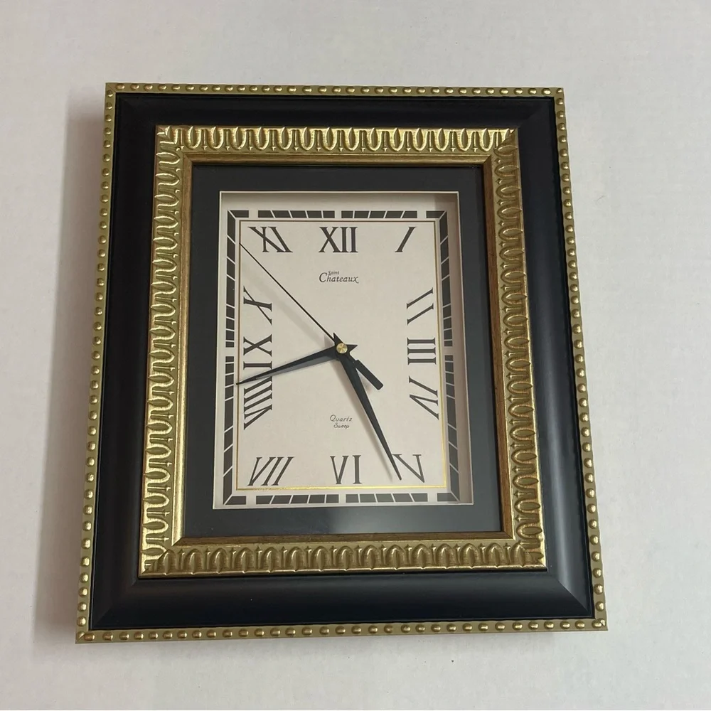 Wall clock - Picture 1 of 3